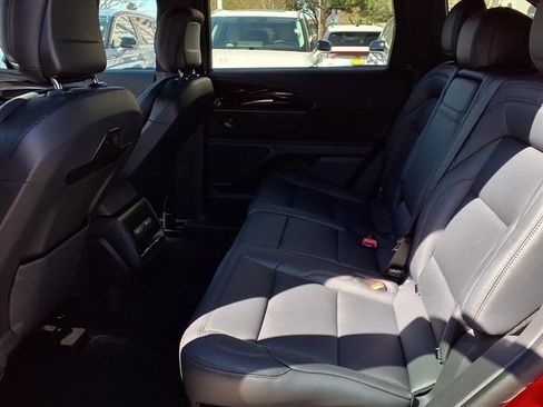 New 2025 Lincoln Nautilus Premier w/ Equipment Group 102A image 8