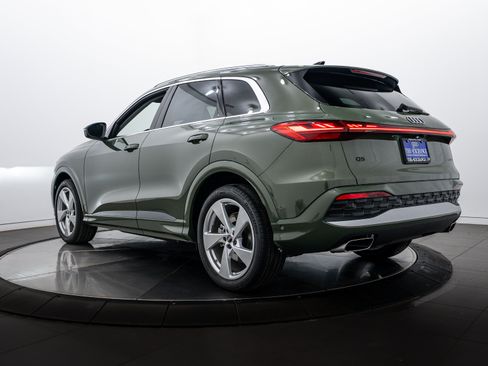 New 2025 Audi Q5 Prestige image 5