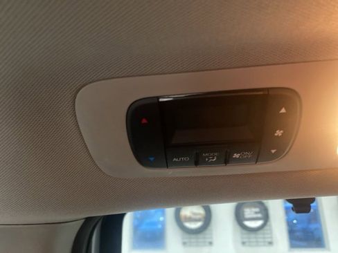 Used 2016 Honda Odyssey EX-L image 30