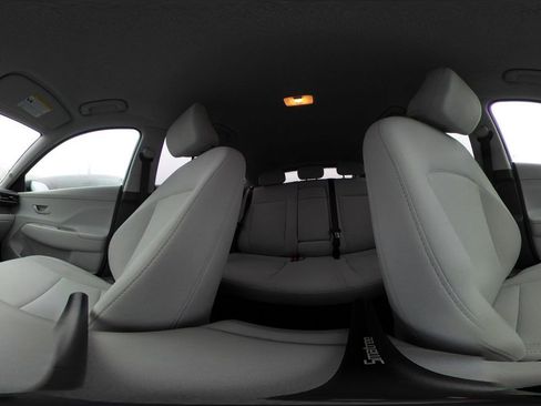 Used 2025 Hyundai Kona SEL image 42