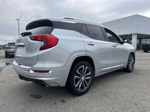 Used 2018 GMC Terrain Denali w/ Advanced Safety Package FWD image 7