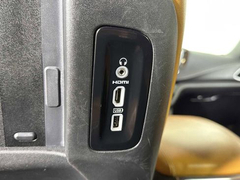 Used 2021 Chrysler Pacifica Pinnacle image 46