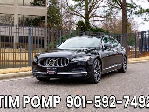 Used 2023 Volvo S90 B6 Plus image 2