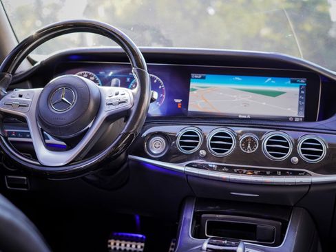 Used 2020 Mercedes-Benz S 560 4MATIC Sedan image 10
