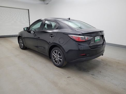 Used 2019 Toyota Yaris LE image 5