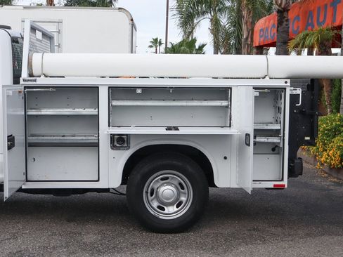 Used 2020 Ford F250 XL image 6