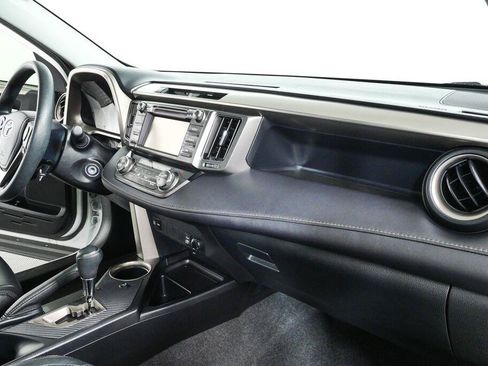 Used 2014 Toyota RAV4 XLE FWD image 22