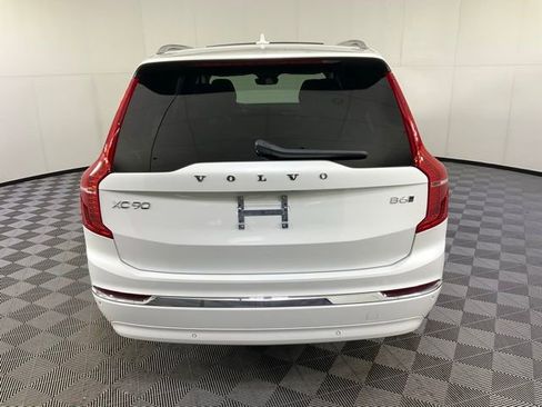 Used 2025 Volvo XC90 B6 Ultra w/ Protection Package image 5