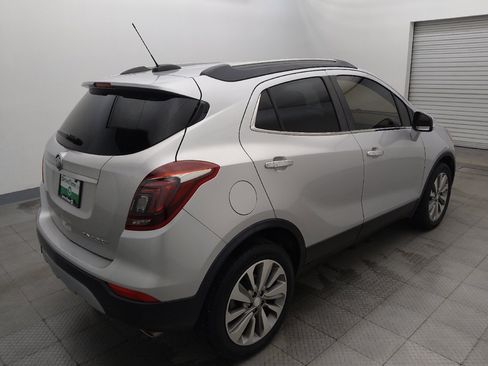 Used 2019 Buick Encore Preferred FWD image 9