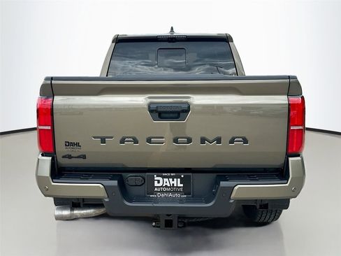 New 2026 Toyota Tacoma TRD Off-Road AWD/4WD image 12