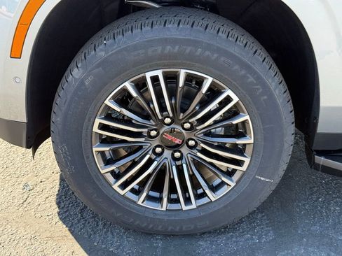 New 2026 GMC Yukon Elevation image 9