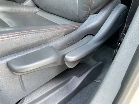 Used 2021 Chevrolet Bolt Premier w/ Infotainment Package image 28