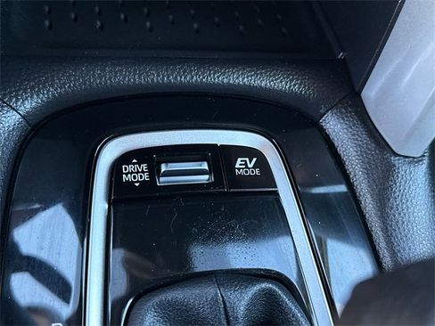 Used 2024 Toyota Corolla Cross S image 30