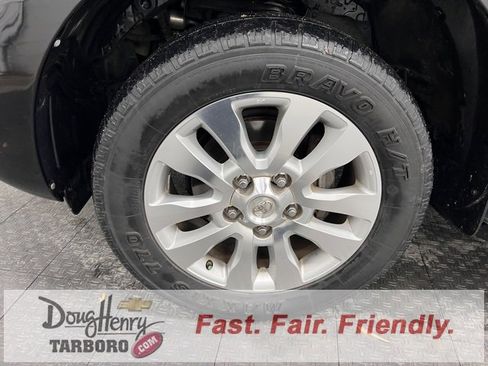 Used 2011 Toyota Sequoia Platinum image 19