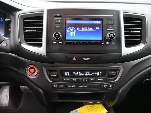 Used 2019 Honda Passport Sport image 12