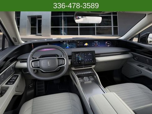 New 2026 Lincoln Nautilus Reserve AWD/4WD image 9