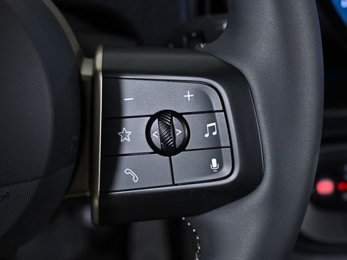 Used 2025 MINI Cooper 2-Door Hardtop image 12