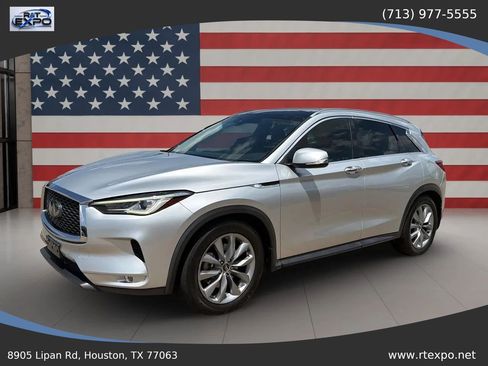 Used 2019 INFINITI QX50 Luxe w/ Navigation Package AWD/4WD image 4