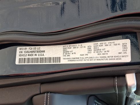 New 2026 Jeep Grand Cherokee Limited AWD/4WD image 18