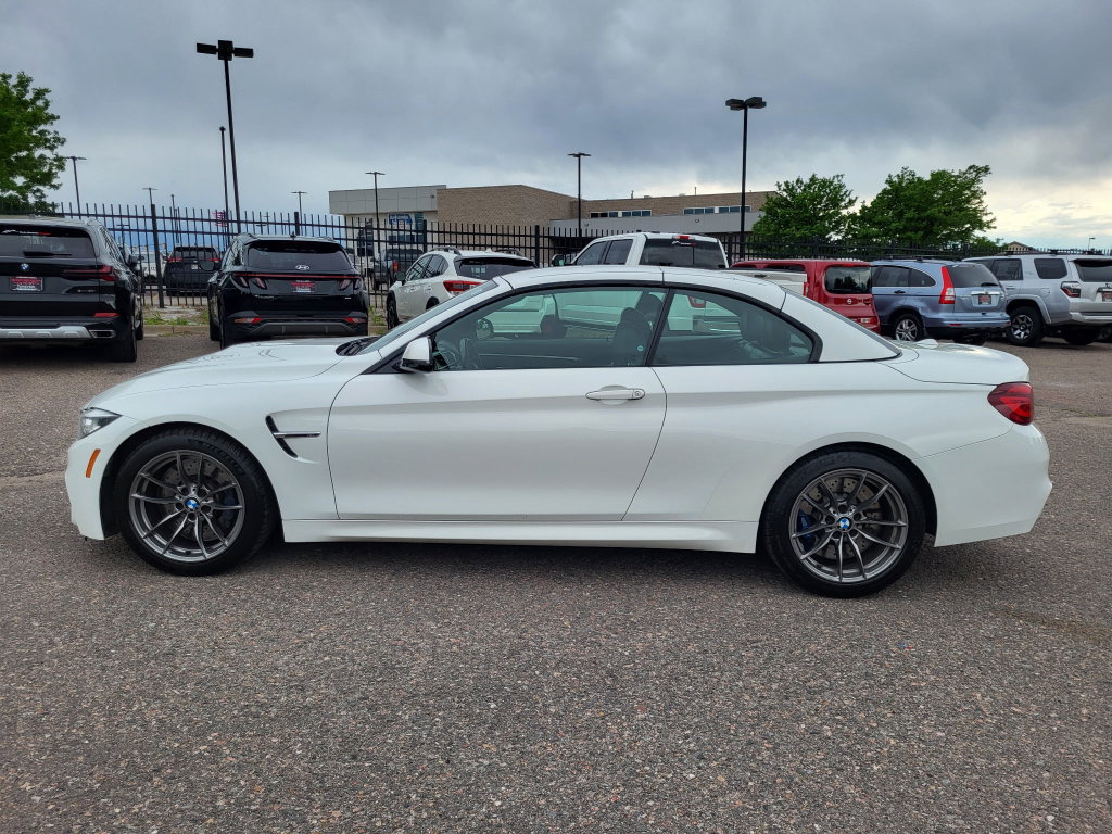 Used 2020 BMW M4 Convertible RWD image 5