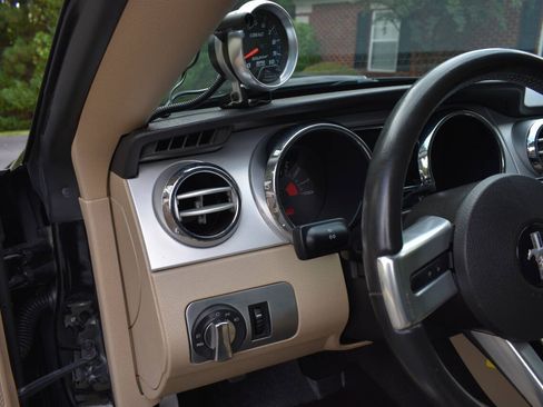 Used 2007 Ford Mustang GT Premium RWD image 14