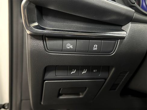 Certified 2025 MAZDA MAZDA3 s image 24