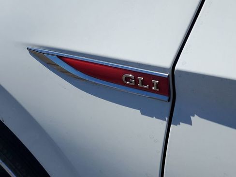 Used 2023 Volkswagen Jetta GLI Autobahn FWD image 35
