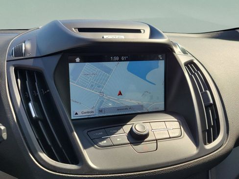 Used 2017 Ford Escape SE w/ SE Leather Comfort Package image 16