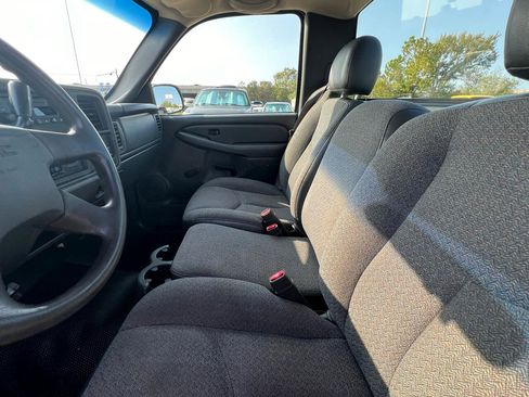 Used 2004 GMC Sierra 2500 W/T image 20