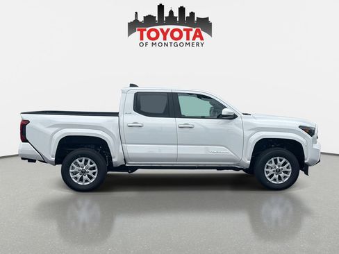 New 2026 Toyota Tacoma SR5 image 2