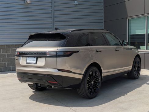 New 2026 Land Rover Range Rover Velar Dynamic SE image 5