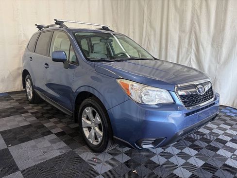 Used 2015 Subaru Forester 2.5i Premium w/ All-Weather Package AWD/4WD image 3