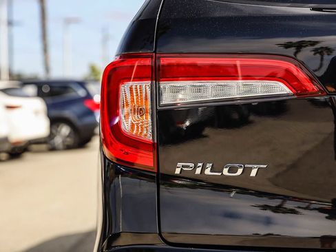 Used 2021 Honda Pilot EX-L image 7