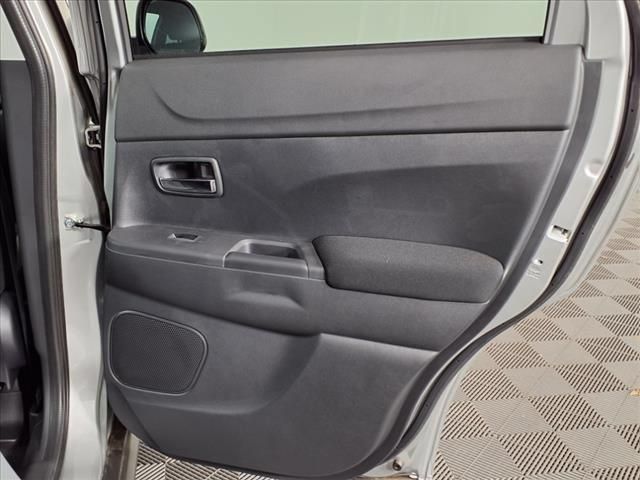 Used 2024 Mitsubishi Outlander Sport LE AWD/4WD image 10
