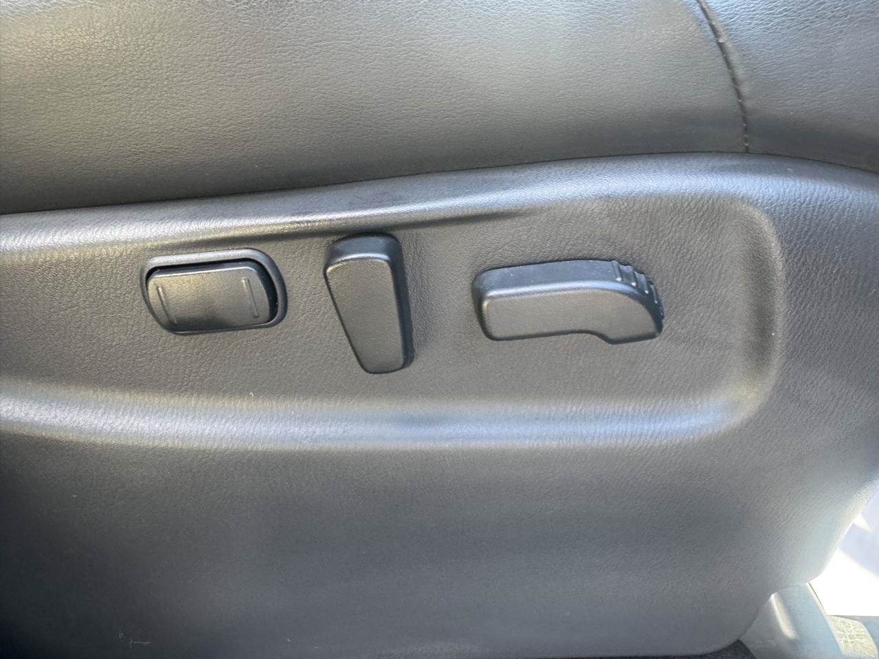 Used 2019 Nissan Armada Platinum AWD/4WD image 36