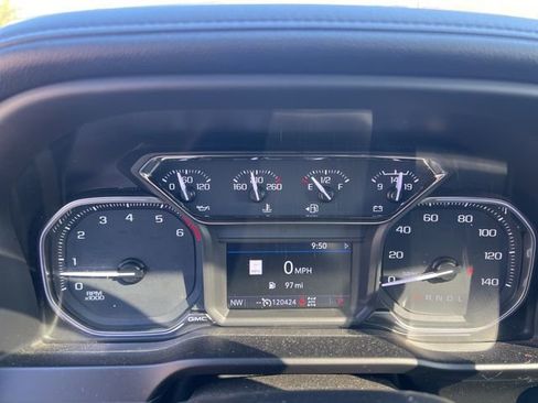 Used 2021 GMC Sierra 2500 SLT w/ SLT Preferred Package image 23