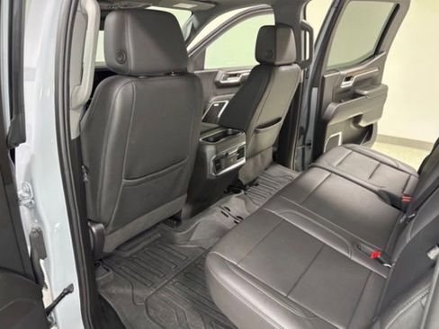 Used 2024 GMC Sierra 1500 Elevation w/ Elevation Premium Package AWD/4WD image 27