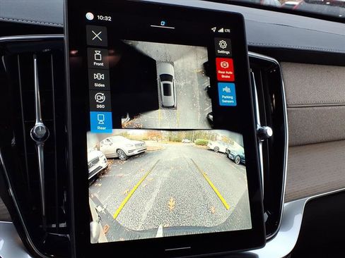 New 2026 Volvo XC90 B6 Ultra w/ Protection Package AWD/4WD image 21