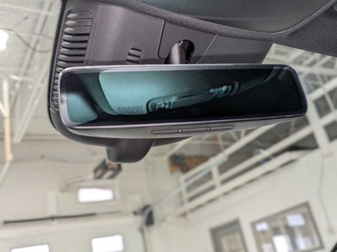 Certified 2025 Mercedes-Benz GLA 250 4MATIC image 31