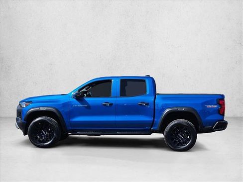 Used 2023 Chevrolet Colorado Trail Boss w/ Advanced Trailering Package AWD/4WD image 9