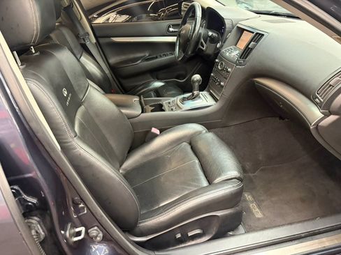 Used 2011 INFINITI G37 x Sedan w/ Premium Pkg AWD/4WD image 16