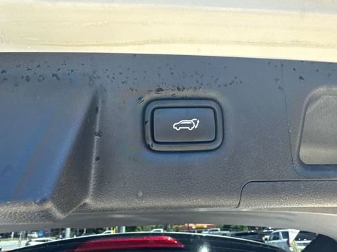 Used 2022 Hyundai Santa Fe Limited w/ Cargo Package AWD/4WD image 19