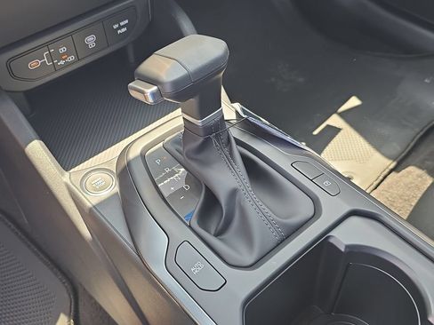 New 2026 Kia K4 FWD image 26