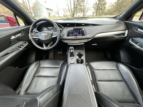 Used 2020 Cadillac XT4 Premium Luxury image 20