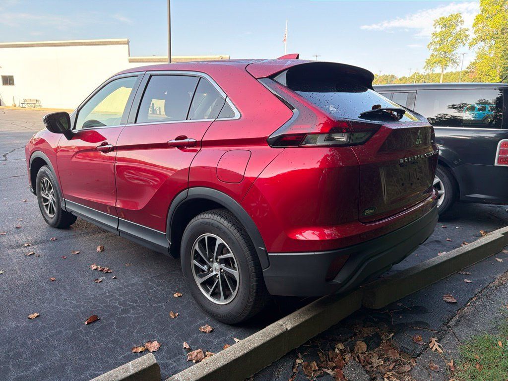 Used 2022 Mitsubishi Eclipse Cross ES AWD/4WD image 5