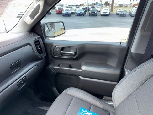 Used 2024 Chevrolet Silverado 1500 Custom image 19