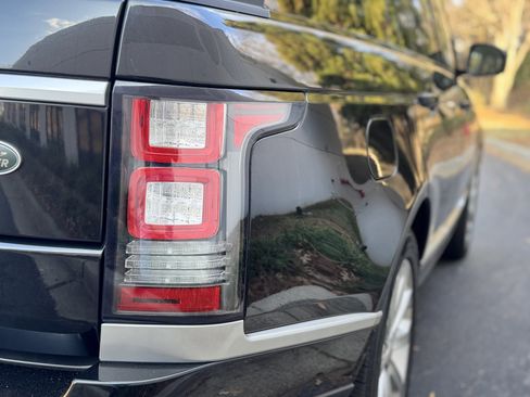 Used 2015 Land Rover Range Rover HSE image 35