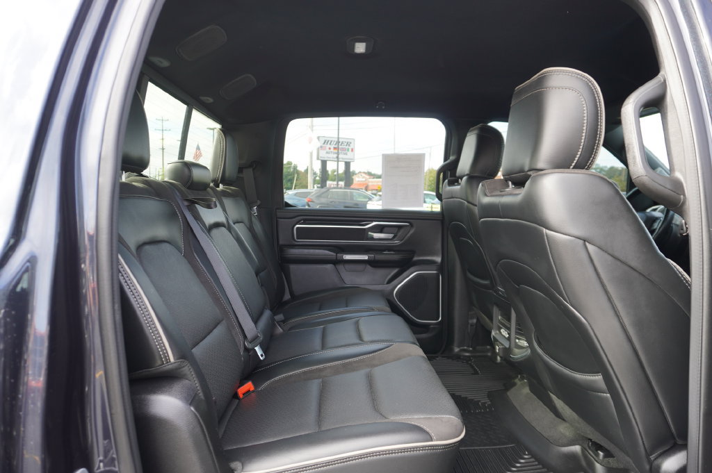 Used 2019 RAM 1500 Laramie w/ Sport Appearance Package AWD/4WD image 30