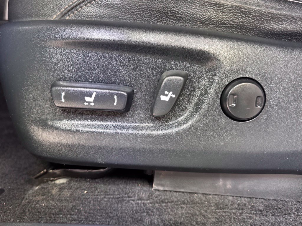 Used 2018 Toyota 4Runner Limited AWD/4WD image 20