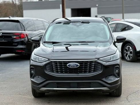 Certified 2025 Ford Escape Platinum AWD/4WD image 33